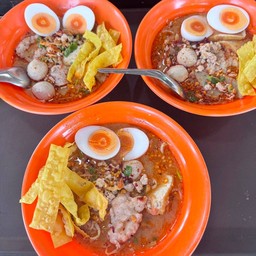 ก๋วยเตี๋ยวต้มยำน้ำข้น