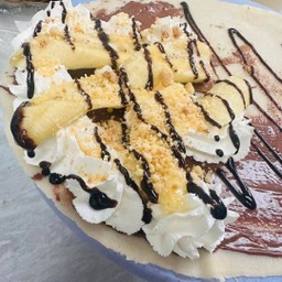 เครปแป้งนุ่มครีมสดนูเทลล่ากล้วยหอมครัมเบิ้ล