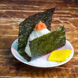 Shake Onigiri ข้าวปั้นไส้ปลาแซลมอน