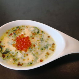 แซลมอนผักโขมอบชีส