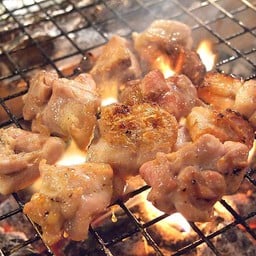 Tori momo yaki สะโพกไก่ ย่าง