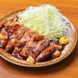 Tonteki Set ชุด สเต็กหมูซอสกระเทียม