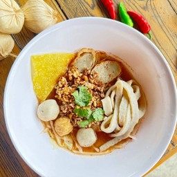 เส้นปลาต้มยำ