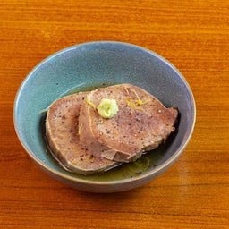 Yude Tan ลิ้นวัวตุ๋น