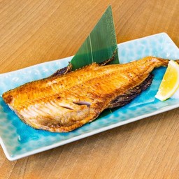 Hokke yaki Set ชุด ปลาฮอกเกะย่าง