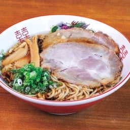 Shoyu Ramen ราเมน น้ำซุปโชยุ