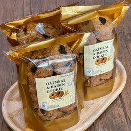 OAT MEAL & RASIN COOKIES