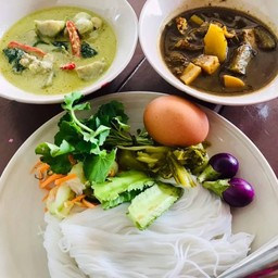 ขนมจีนน้ำยาแกงเขียวหวานไก่