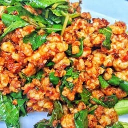 กะเพราหมูสับ 200 กรัม (กับข้าว)