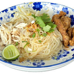 เส้นหมี่คลุก ไก่ฉีก