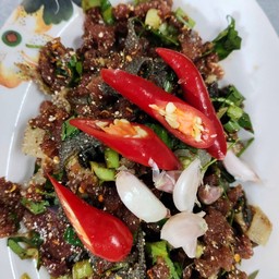 Spicy Raw Beef Salad without Blood