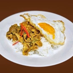 ข้าวราดแกงตาตุ๋ย 1 อย่าง “Tui”Rice With Curry & Fried 1 Dish