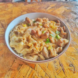 ข้าวหน้าไก่ญี่ปุ่น - Oyakodon