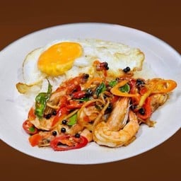 T3 ข้าวขี้เมา Drunken Holy Basil Fried Rice
