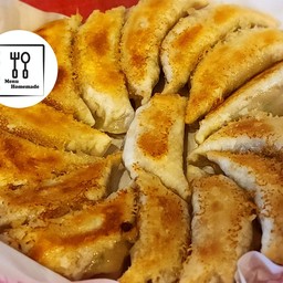 เกี๊ยวซ่า กุ้ง+หมู ทอดน้ำ 14 ชิ้น