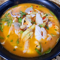 ต้มยำปลาหมึก