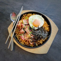 มาม่าเกาหลีสไปซี่ (เผ็ดมาก)