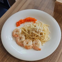 สปาเก็ตตี้ซอสครีม ไข่กุ้ง