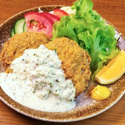 ChitaGyu Munch Katsu Set ชุด เนื้อวากิวบดทอดราดซอสทาร์ทาร์