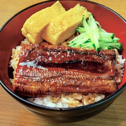 Nami Unagi don Set ชุด ข้าวหน้าปลาไหลย่างซีอิ้ว ธรรมดา (ครึ่งตัว)