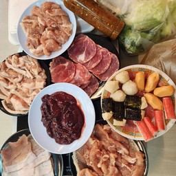 หมูกระทะจัมโบ้