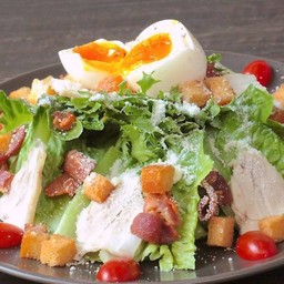 Caesar Salad ซีซ่าสลัด