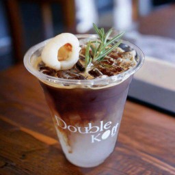 Black Lychee 咖啡与荔枝汁混合