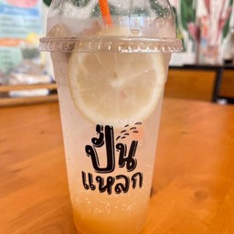 บ๊วยน้ำผึ้งมะนาวโซดา