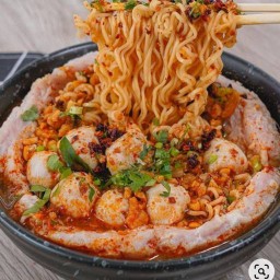 มาม่าโรงสี สาขาตลาดโรงสี