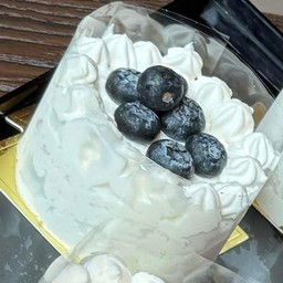 Blueberry cake