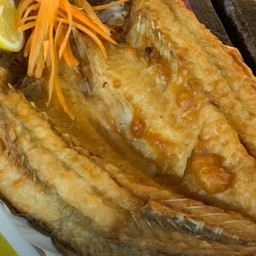 ปลากระพงทอดน้ำปลา