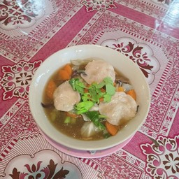 ราดหน้าหมู