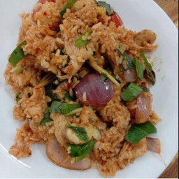 ข้าวผัดต้มยำ 100 กรัม