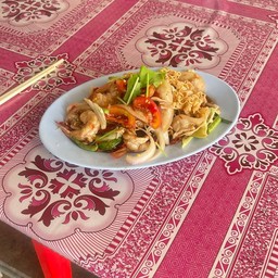 ยำมาม่าทะเล