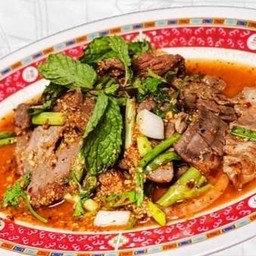 น้ำตกเนื้อย่าง