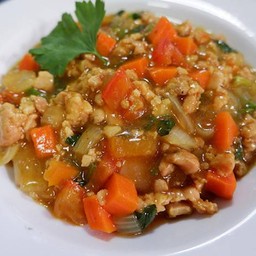 ราดหน้าหมูสับ