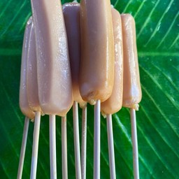 ไส้กรอกหนังกรอบ