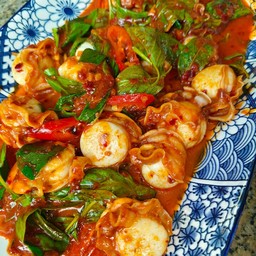 หอยเชลล์ผัดพริกเผา