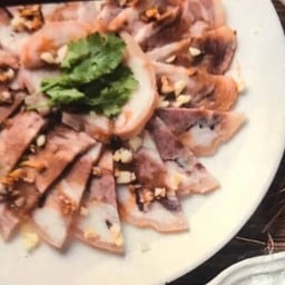 หมูเย็น