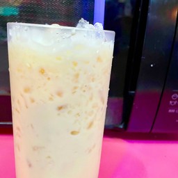 นมคาราเมลเย็น