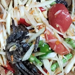 Thai Papaya Salad With Salted Crab