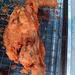 โครงไก่ทอด