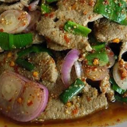 ร้านลาบจำปาสัก (หน้าหมู่บ้านพิมาน) ถนนกาญจนาภิเษก