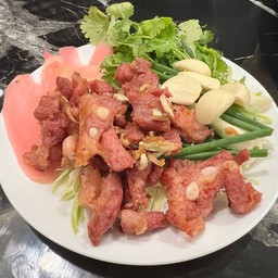 ข้าวยำไก่แซ่บ