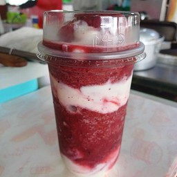 มิกซ์เบอร์รี่โยเกิร์ต Mixed Berry Yogurt