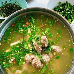 ขาไก่+หมูสับ