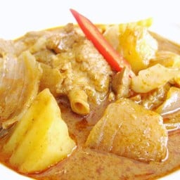 แกงมัสมั่นเนื้อ