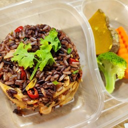 ข้าวผัดต้มยำ