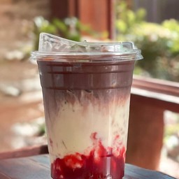 โกโก้นมสดสตอเบอรี่