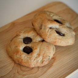 Dark Chocolate chip cookie